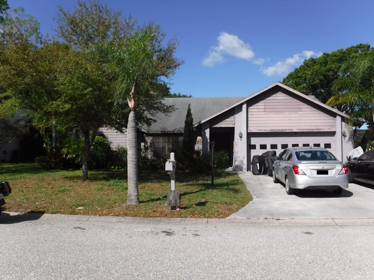 5657 Forester Pond Avenue Sarasota, FL 34243, Sarasota County