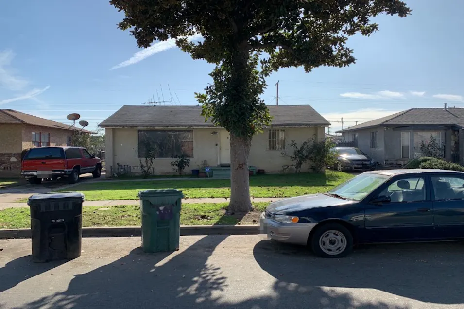 1712 E 122nd St Los Angeles, CA 90059, Los Angeles County