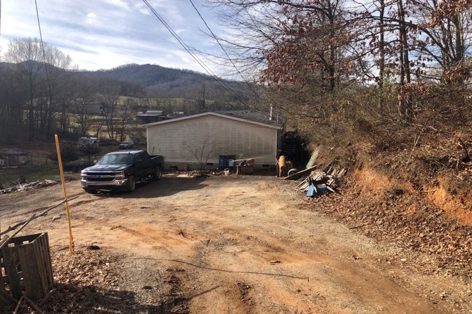 106 Childrens Way Canton, NC 28716, Haywood County