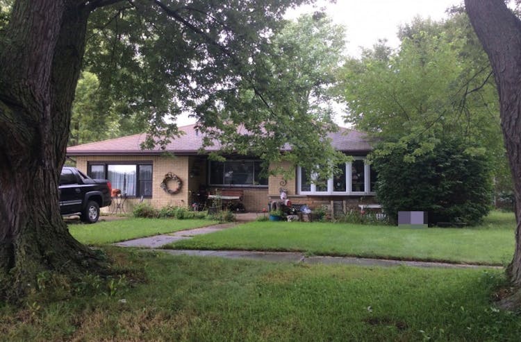 6918 West 116th Street Worth, IL 60482, Cook County