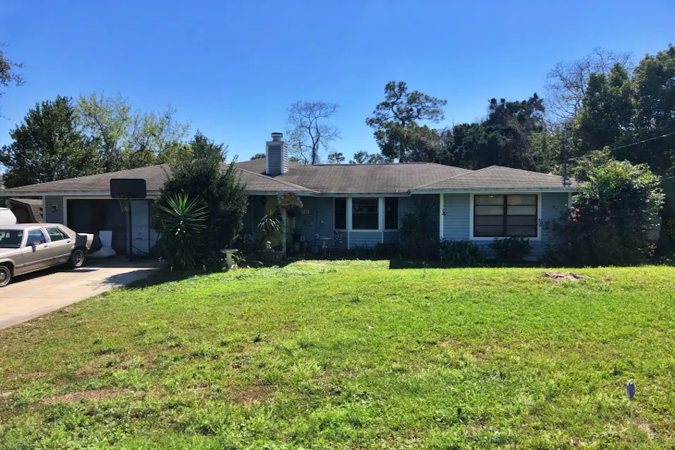 1191 S Cooper Dr Deltona, FL 32725, Volusia County