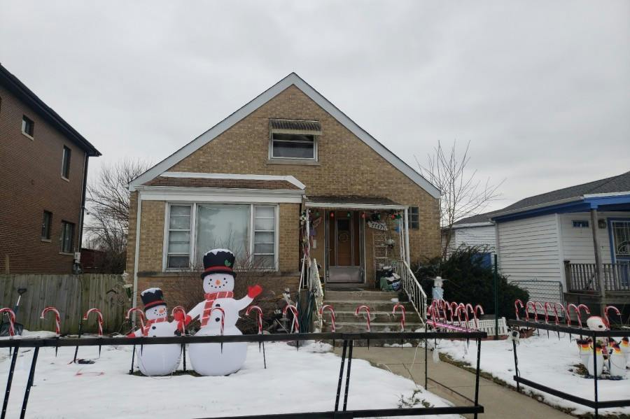 Balmoral Ave, Chicago, IL 60656 #1