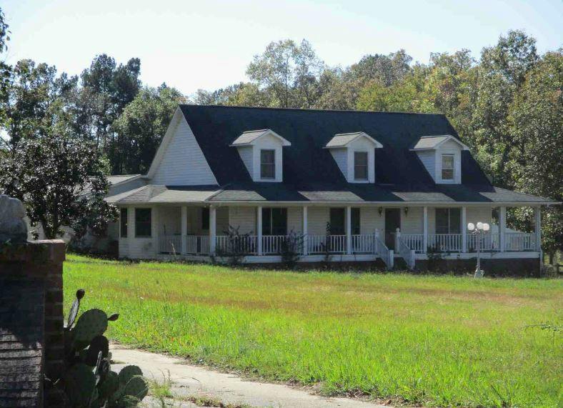 Gilberts Ferry Rd, Gadsden, AL 35905