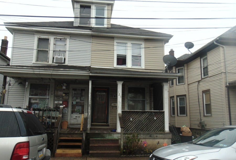 125 White Ave, Marcus Hook, PA, 19061, USA