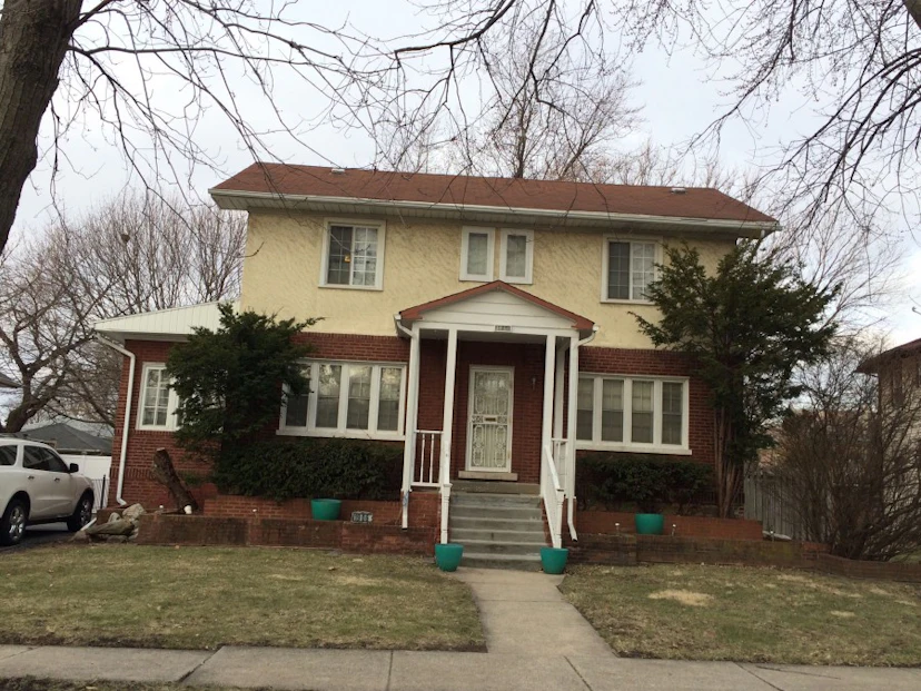 1906 S 7th Ave