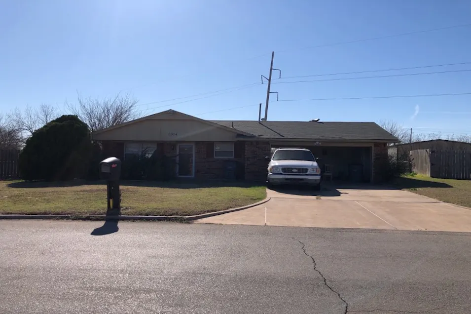 6904 SW Forest Ave. Lawton, OK 73505, Comanche County