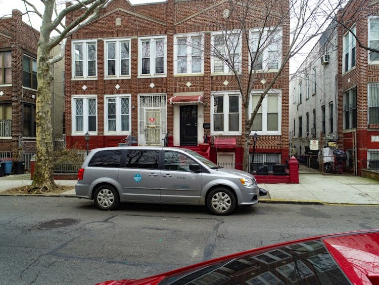 587 Miller Avenue Brooklyn, NY 11207, Kings County