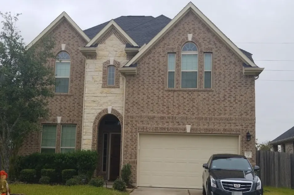 2111 Rolling Hills Drive Pearland, TX 77581, Brazoria County