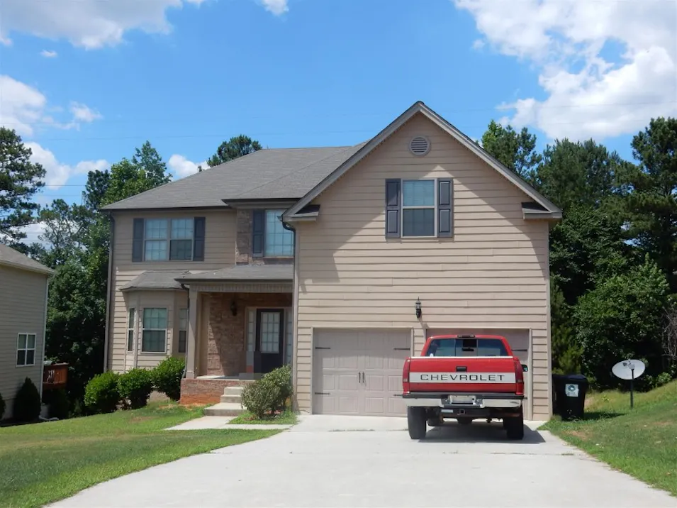 2644 Waterdale Rd SW Atlanta, GA 30331, Fulton County
