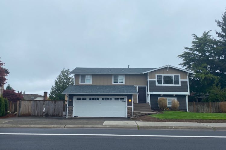 1747 211th Way NE Sammamish, WA 98074, King County