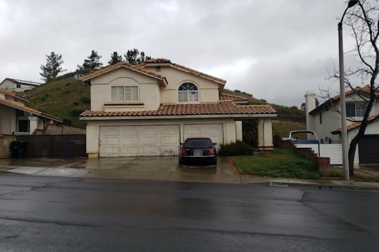 27715 Bridlewood Drive Castaic, CA 91384, Los Angeles County