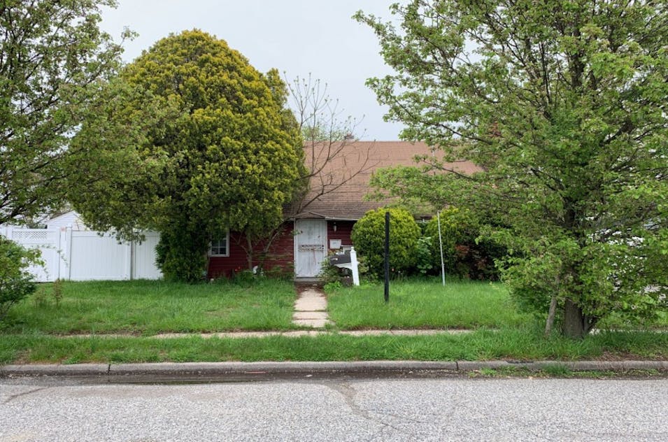 107 Barbara Lane Levittown, NY 11756, Nassau County