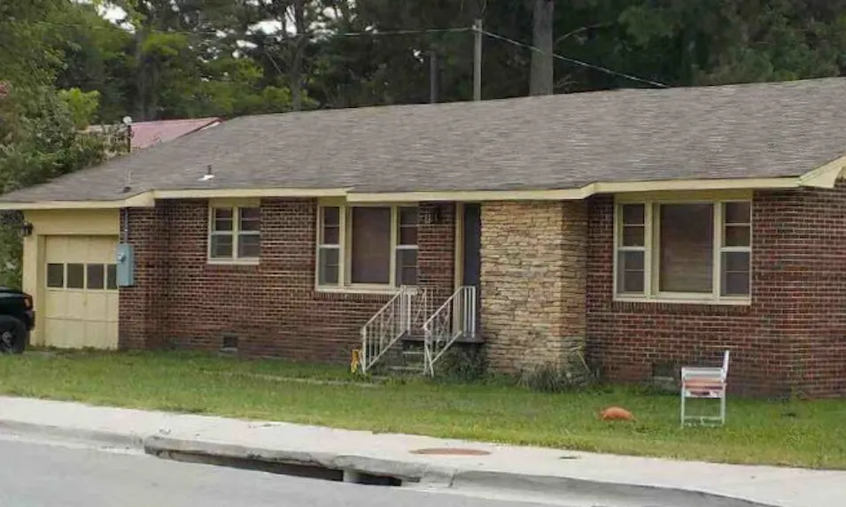 232 Main Street Moulton, AL 35650, Lawrence County