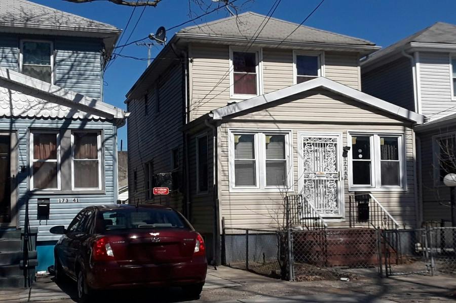 103rd Rd, Jamaica, NY 11433
