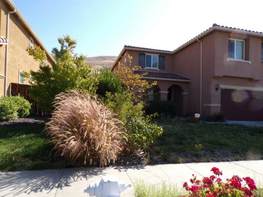 Couples Cir, Fairfield, CA 94533