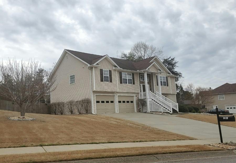 Bearing Dr, Flowery Branch, GA 30542