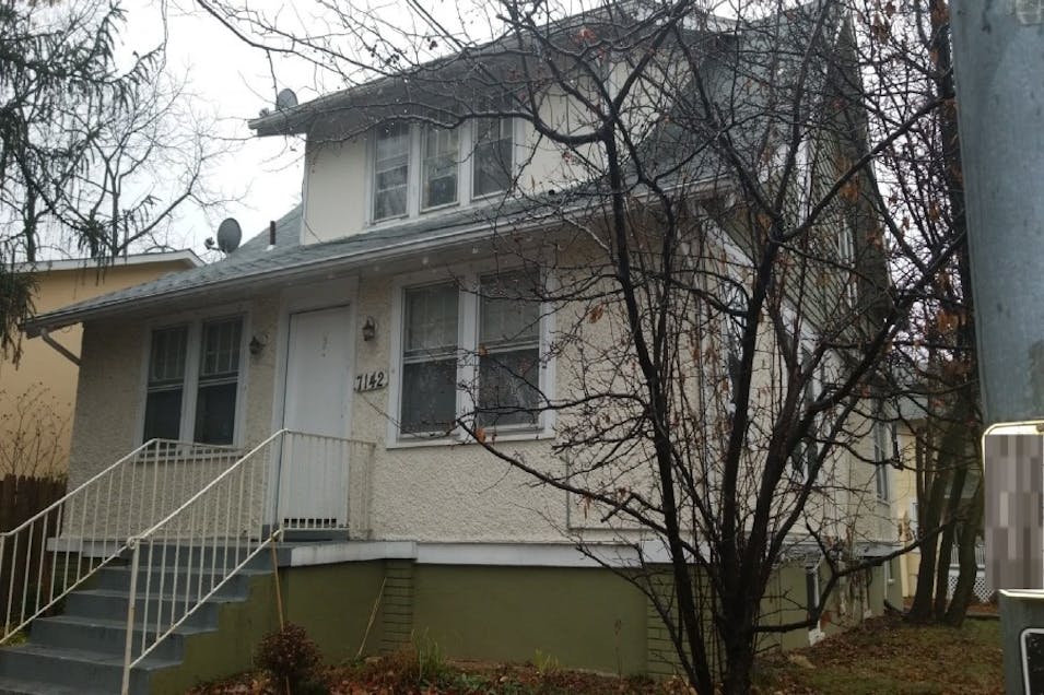 7142 Carroll Ave Takoma Park, MD 20912, Montgomery County