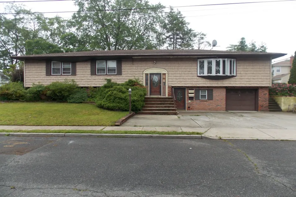 193 Frederick Avenue South Floral Park, NY 11001, Nassau County