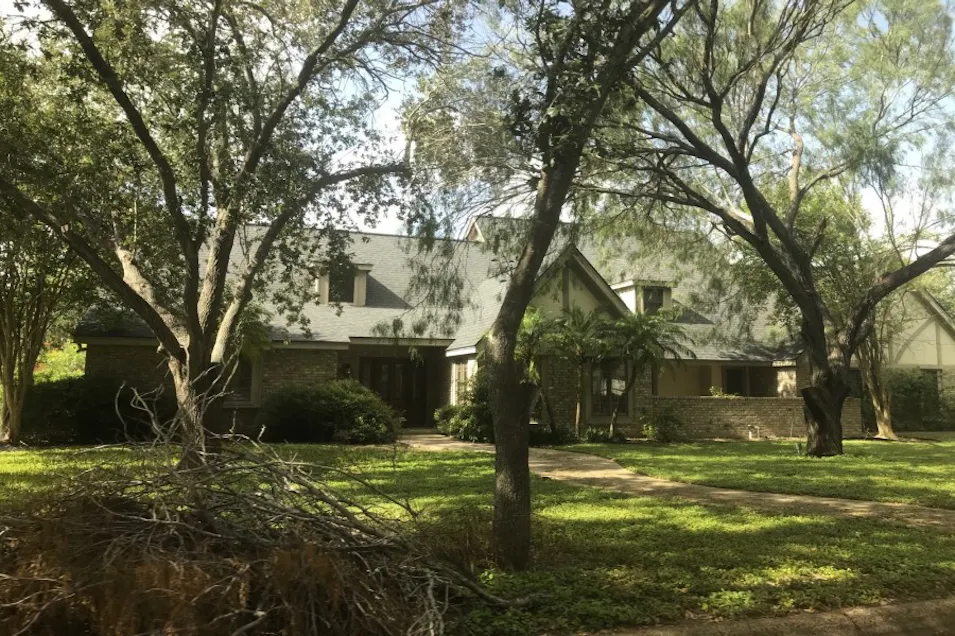 2214 Village Drive Aka 2014 Village Drive Mission, TX 78572, Hidalgo County