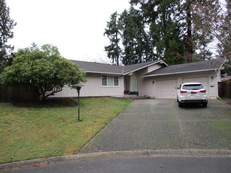 8807 SE 55th Pl Mercer Island, WA 98040, King County