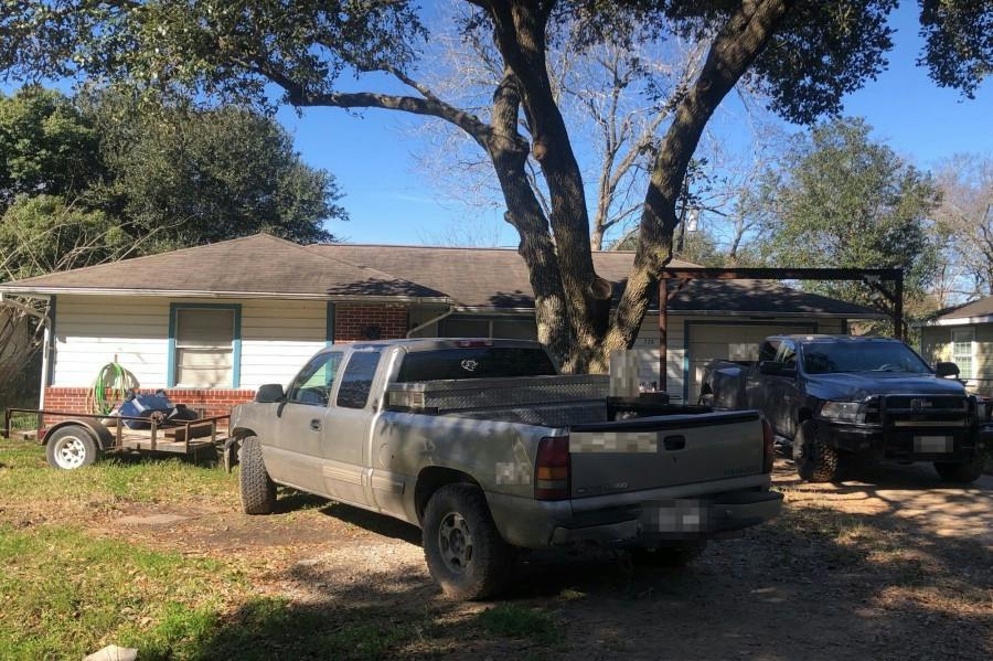 Sycamore Dr, Hitchcock, TX 77563
