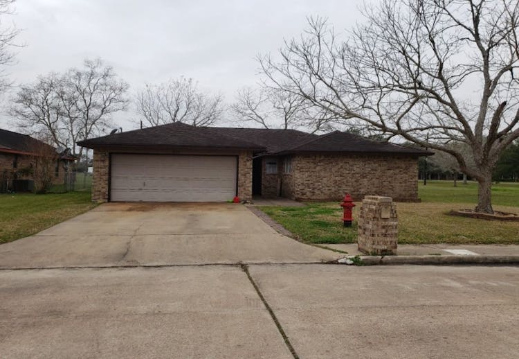 1808 Leissner St Bay City, TX 77414, Matagorda County