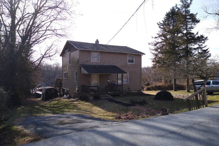 967 W Main St Coatesville, PA 19320, Chester County