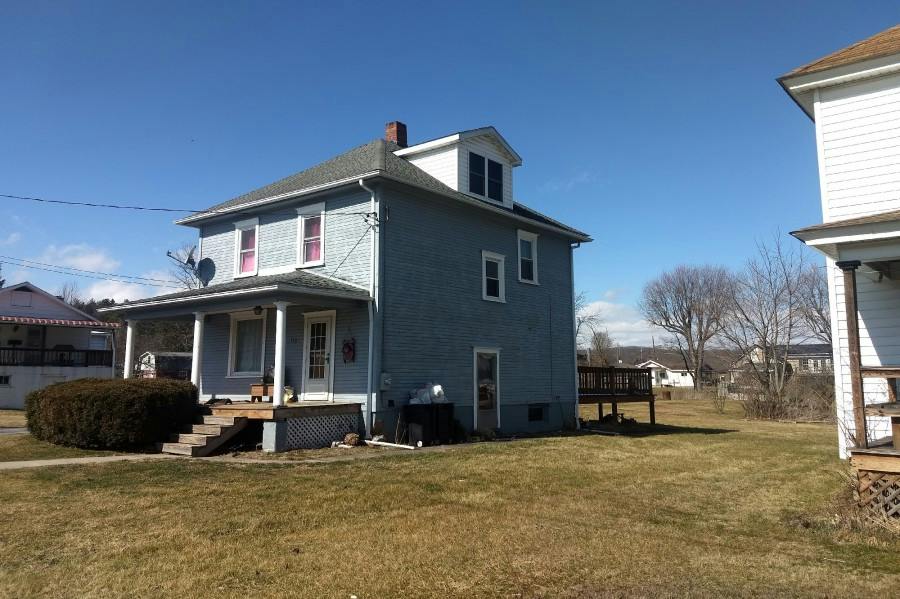 Arden St, Claysburg, PA 16625 #1
