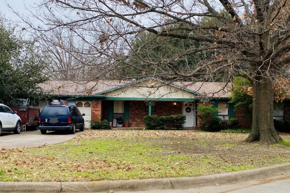 1700 Prince Dr Benbrook, TX 76126, Tarrant County