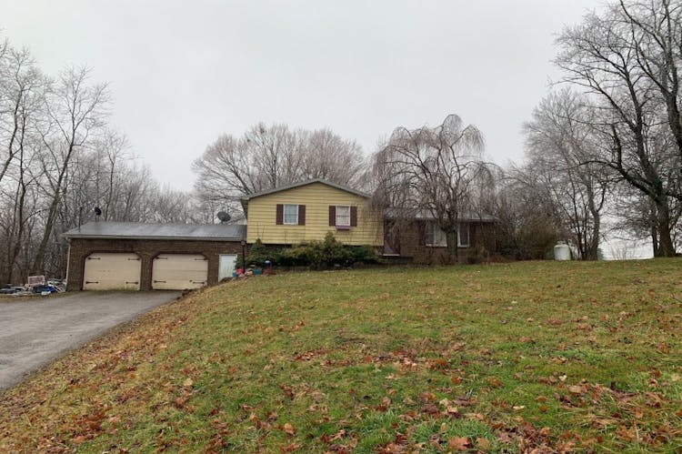 44301 Metz Road Columbiana, OH 44408, Columbiana County