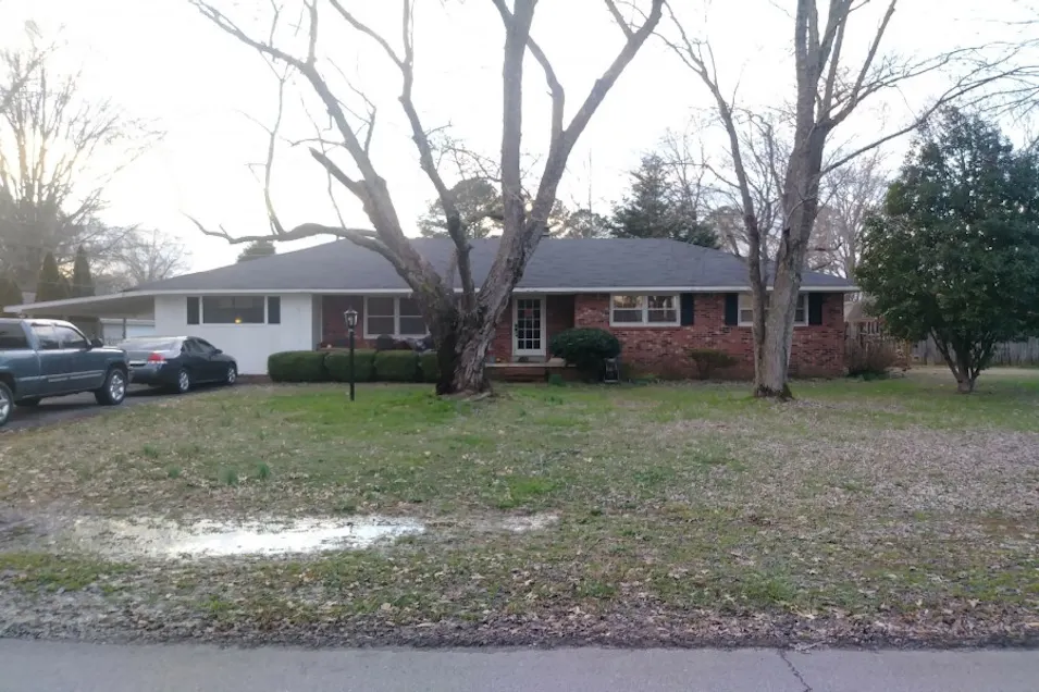 121 Meadowbrook Drive Jackson, TN 38301, Madison County