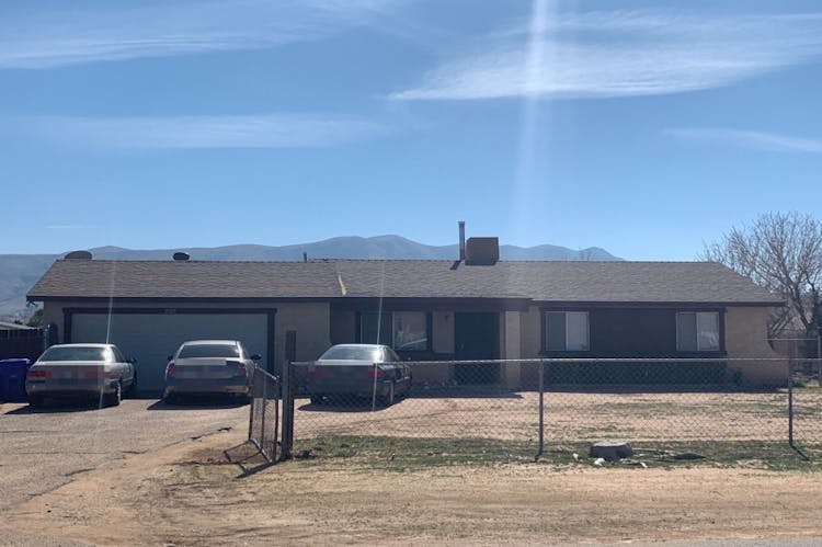 21205 Wisteria St Apple Valley, CA 92308, San Bernardino County