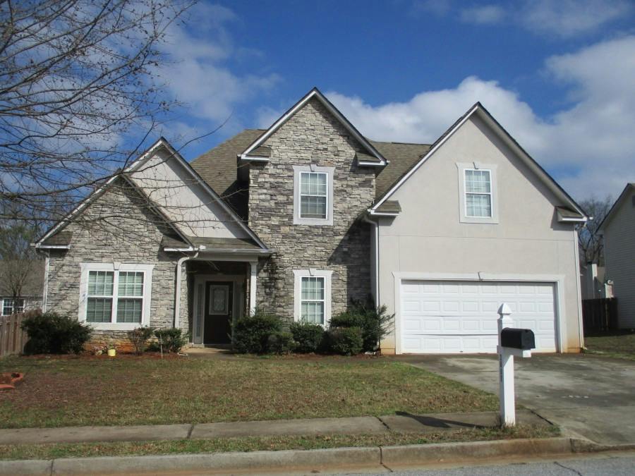 Topaz Rd, Riverdale, GA 30296
