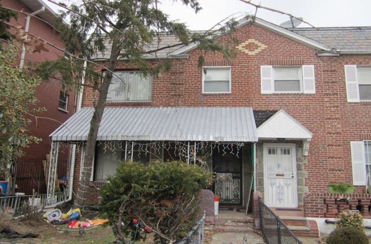 13713 56th Avenue Flushing, NY 11355, Queens County