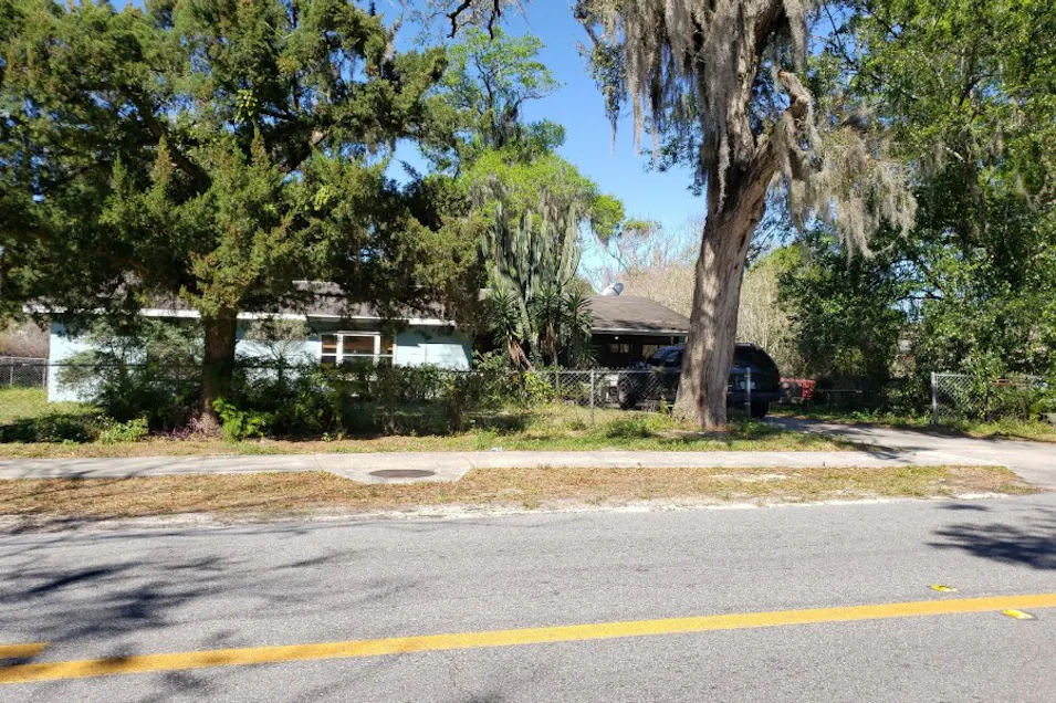 1413 E Voorhis Ave Deland, FL 32724, Volusia County