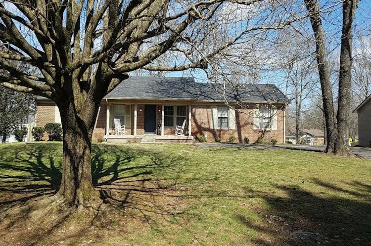 118 Ravenwood Circle Dickson, TN 37055, Dickson County
