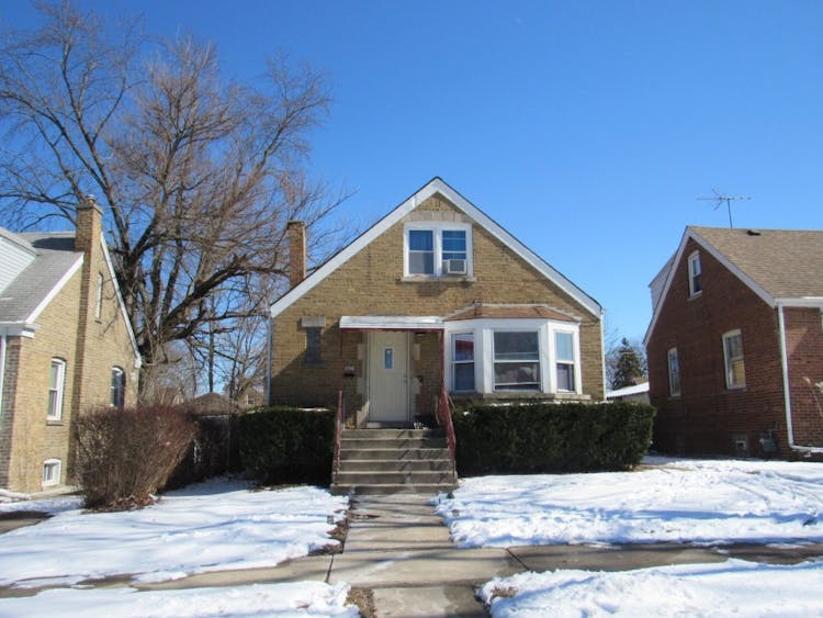 625 Emerald Avenue Chicago Heights, IL 60411, Cook County