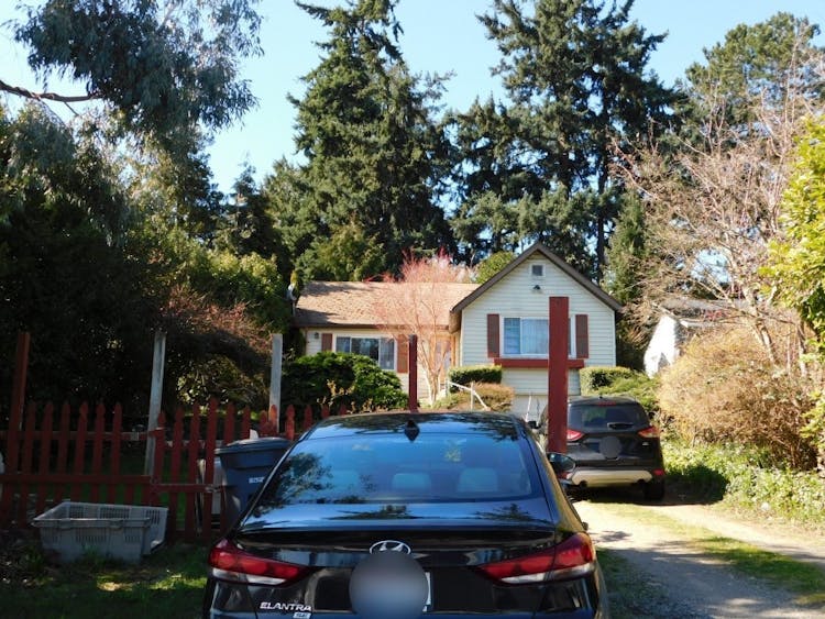 13017 3rd Ave S Burien, WA 98168, King County