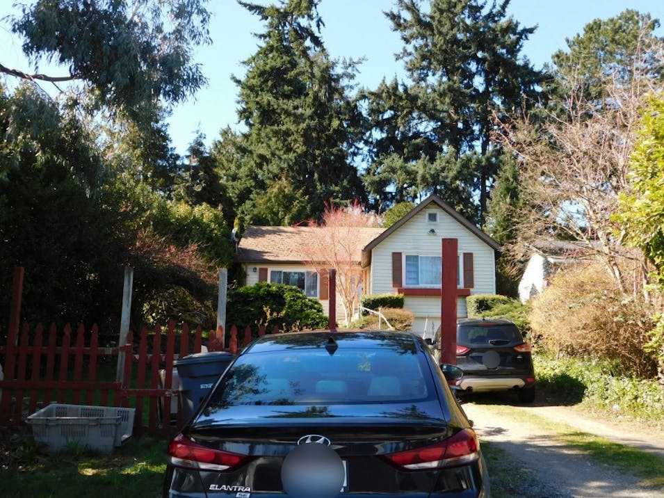 13017 3rd Ave S Burien, WA 98168, King County