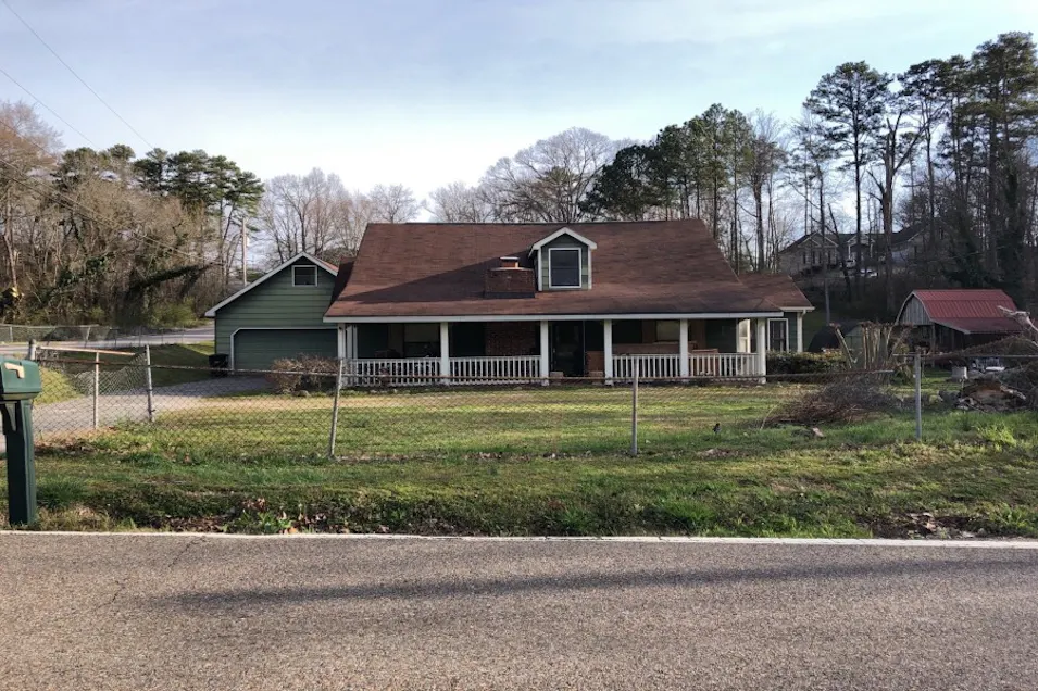 9427 E Brainerd Rd Chattanooga, TN 37421, Hamilton County