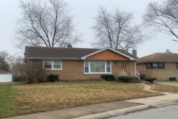 965 E 163rd St South Holland, IL 60473, Cook County