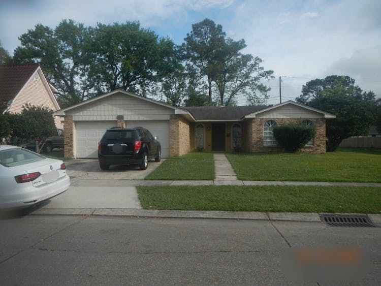 929 Madewood La Place, LA 70068, St John the Baptist County