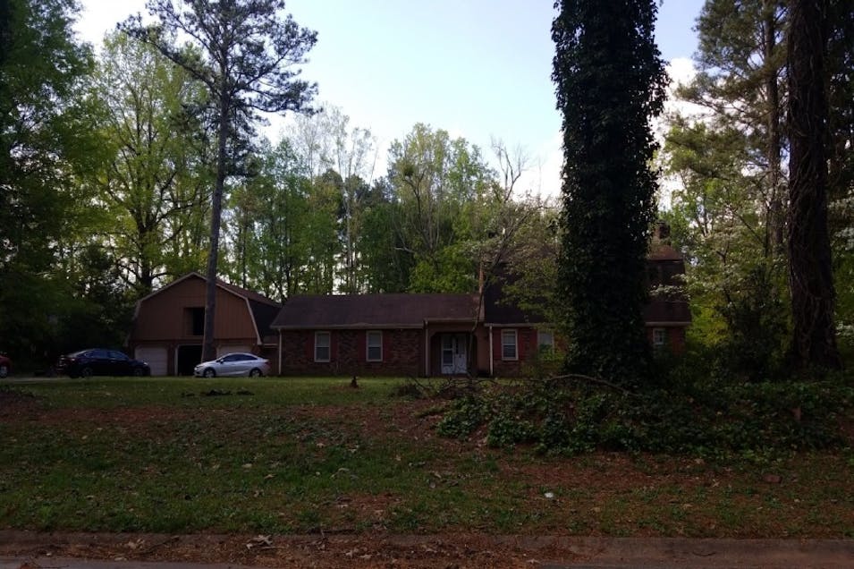 2211 Carriage Dr Morrow, GA 30260, Clayton County