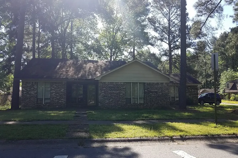 10001 Warren Drive Little Rock, AR 72209, Pulaski County