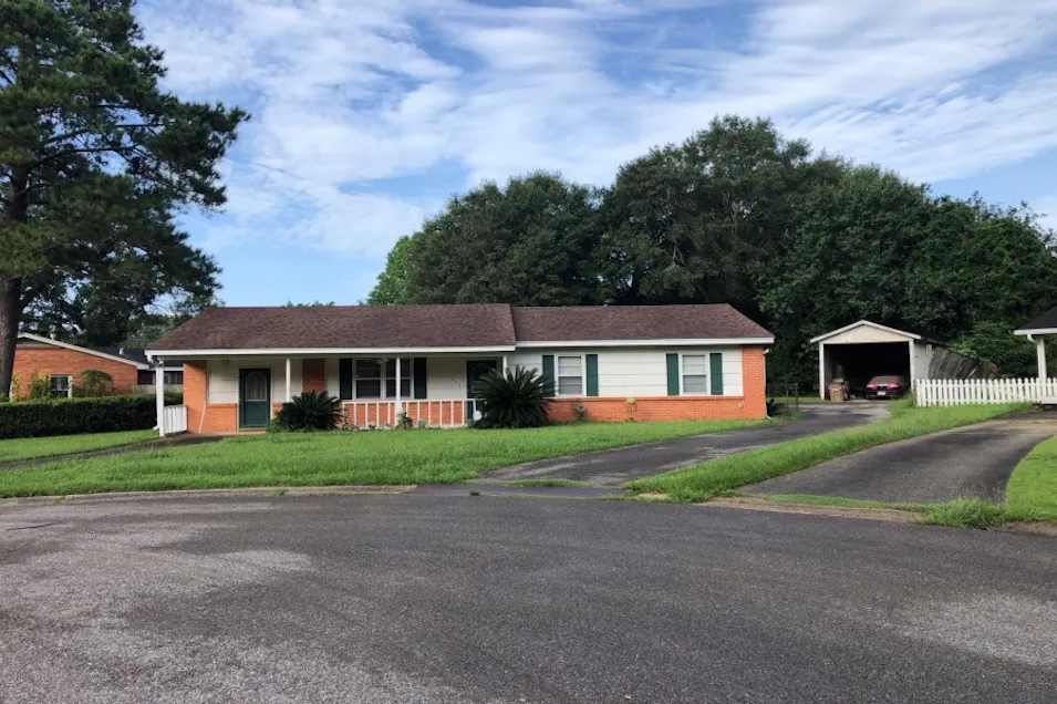 654 Lancewood Court Mobile, AL 36609, Mobile County