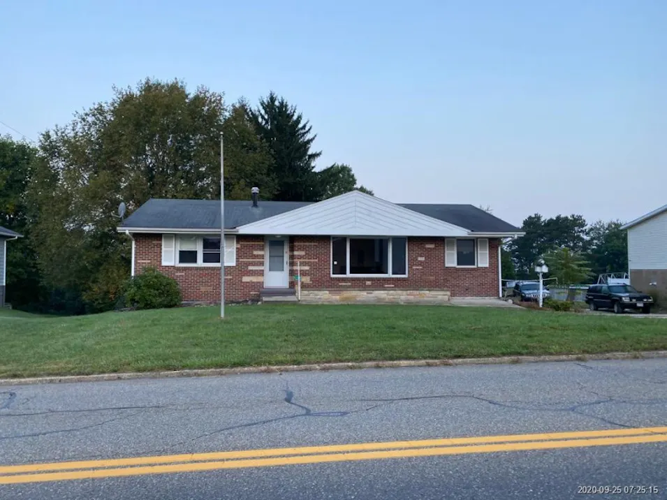 1107 Highland Ave Cambridge, OH 43725, Guernsey County