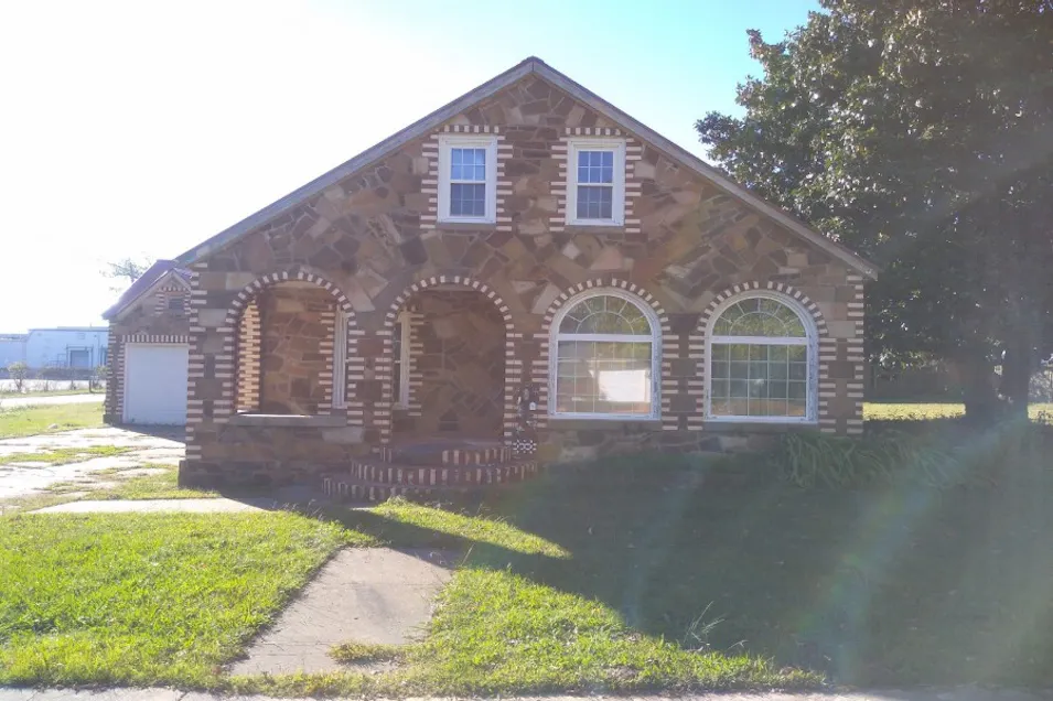 609 South Main Avenue Lincoln, AR 72744, Washington County