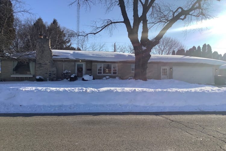 732 N Adams St Janesville, WI 53545, Rock County