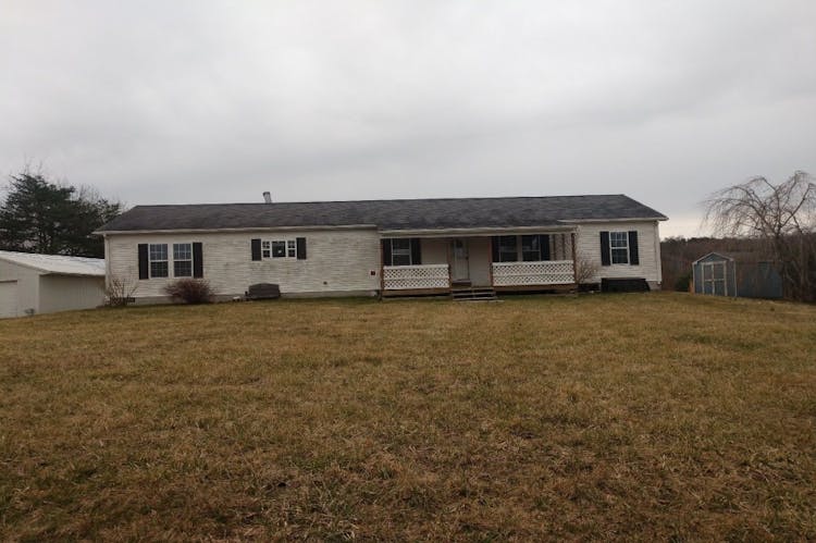 2541 Van Crabtree Road Lucasville, OH 45648, Scioto County