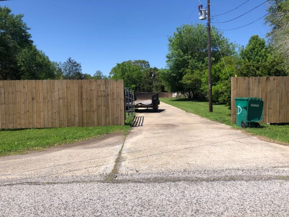 313 Hardware Road Broussard, LA 70518, Lafayette County